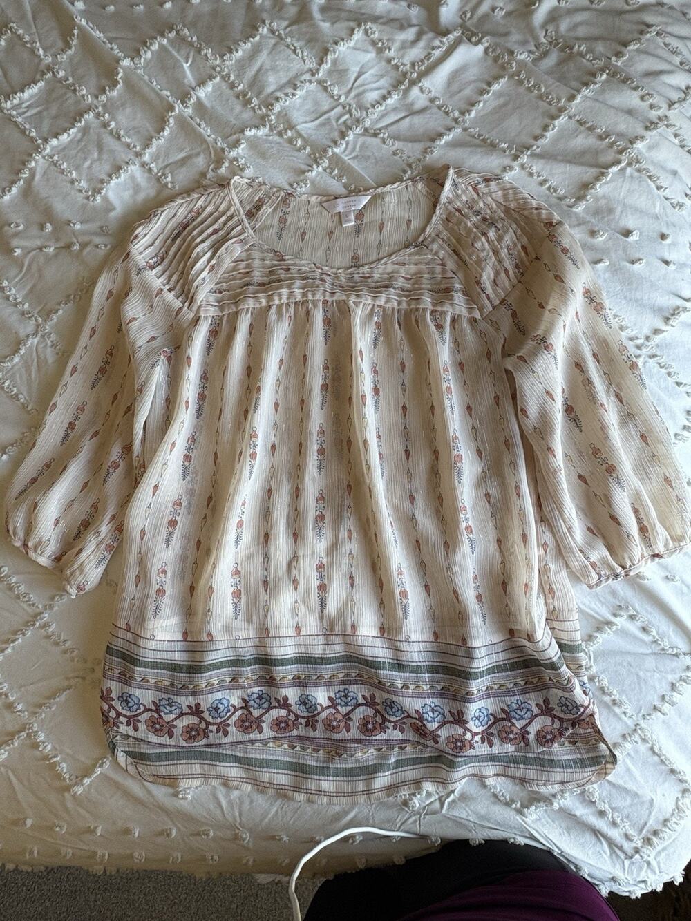 Lauren Conrad LC Floral Boho Peasant Blouse Size Large Cream Metallic 3/4 Sleeve